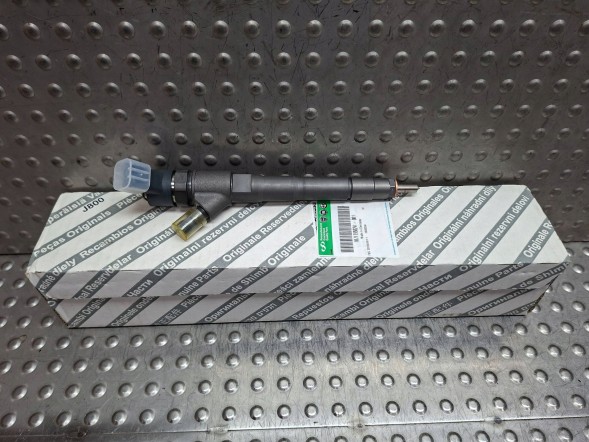 Fiat OE  Injector bosch 0445110418 fiat ducato iveco daily 2.3mjet euro 5 2011-