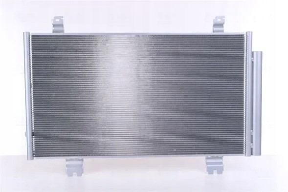 Nissens 940261 Конденсатор радіатора кондиціонування повітря 940261 nissens