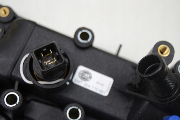 Hella 8MT 354 776-851 Hella kgaa hueck co. Hella 8мт 354 776-851