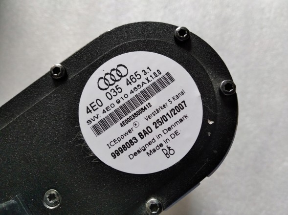 Audi OE 4E0035465 4E0910465 4E0035465 ПІДСИЛЮВАЧ АУДІО B&amp;O AUDI A8 03-07