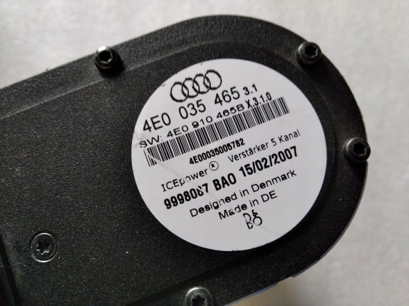 Audi OE 4E0035465 4E0910465 4E0035465 ПІДСИЛЮВАЧ АУДІО B&amp;O AUDI A8 03-07