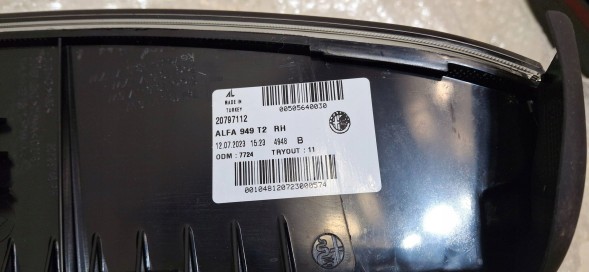 Alfa Romeo OE 20797112 00505640030 GO НОВА ЗАДНЯ ЛІХТАР ПРАВИЙ ALFA ROMEO STELVIO LED 00505640030