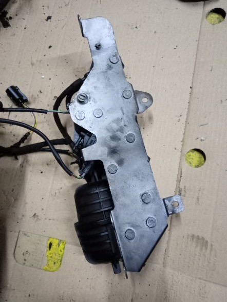 BMW 7799790 Вакуумний бак клапан датчик тиснення комплект bmw e90 e60 3.0sd e70