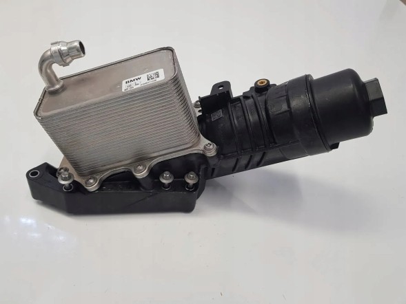 BMW OE 8586674 9111236 3111533 8123283 НОВИЙ корпус, основа масляного фільтра, радіатор BMW G11 G20 G30 G02 X4 G05 X