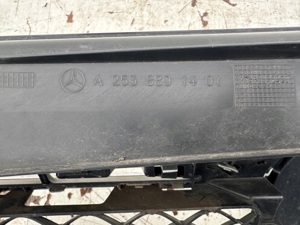 Mercedes-Benz OE GRILL ATRAPA CHLODNICY KAMERA DISTRONIC RADAR MERCEDES GLC W253 ORYGINAL 2538806801 2538801401 0008880111 ГРИЛЬ АТРАПА ОХОЛОДЖУВАЧА КАМЕРА DISTRONIC РАДАР MERCEDES GLC W253 ОРИГІНАЛ