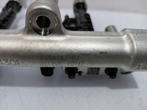 BMW OE BMW ФОРСУНКИ, КОМПЛЕКТ НА ЦИЛІНДРИ 1-3 ТА 4-6 8665631 8665635 8656548