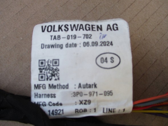 Skoda OE 3P0971095 SKODA OE WWF ДЖГУТ ПЕРЕДНЬОГО БАМПЕРА SKODA SUPERB IV 3P 23- НОВИЙ ОРИГІНАЛ 3P0971095