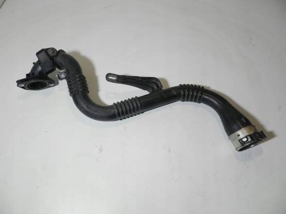 Renault OE WĄŻ RURA INTERCOOLERA POWIETRZA RENAULT CAPTUR I CLIO IV 0.9 TCe 144605243R ШЛАНГ ПОВІТРЯНОЇ ІНТЕРКУЛЕРА RENAULT CAPTUR І CLIO IV 0.9TCe 144605243R