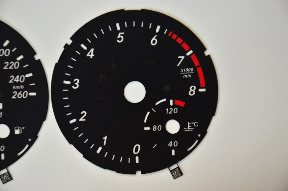 Moman 0089688087572 Mercedes GL - заміна циферблатів MPH на км