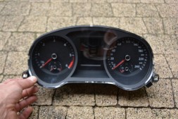 Volkswagen OE LICZNIK ZEGARY VW JETTA 5C6920886B ЛІЧИЛЬНИК ГОДИННИКІВ VW JETTA 5C6920886B