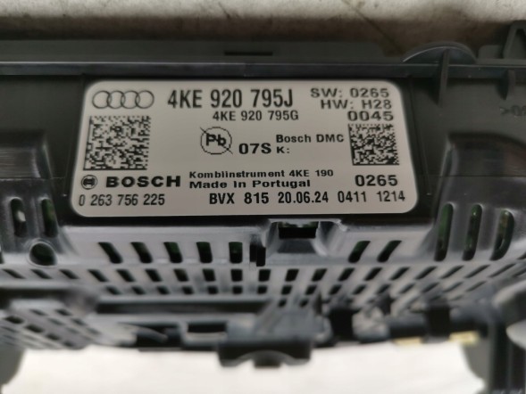 Audi OE 4KE920795J, DWP415412OE Лічильник панель приладів Audi e-Tron GT 4KE920795J