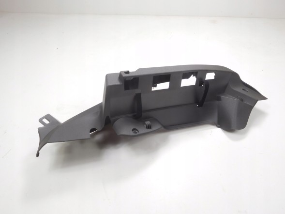 Ford OE Направляюча шторки багажника Ford Focus II OE 1355161