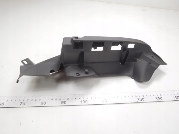 Ford OE Направляюча шторки багажника Ford Focus II OE 1355161
