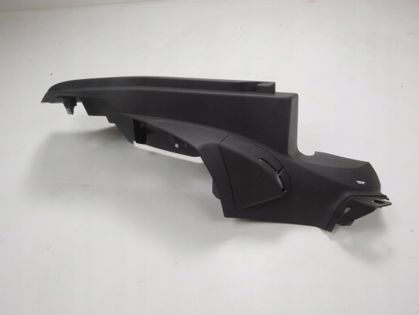 Ford OE Направляюча шторки багажника Ford Focus II OE 1355161