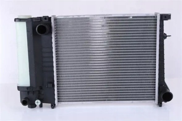 Nissens 60729A Охолоджувач води 60729а nissens bmw 3 e30