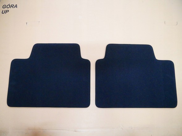 BMW OE BMW G20 G21 DYWANIKI WELUROWE TYLNE ZESTAW KOMPLET DYWANIKÓW 7481640 9042920 BMW G20 G21 ВЕЛЮРОВІ КОВРИКИ ЗАДНІЙ РЯД КОМПЛЕКТ КОВРИКІВ 7481640