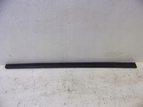 Volkswagen OE ДВЕРНА ПЛАНКА ПЕРЕДНЯ ЛІВА VOLKSWAGEN PASSAT B6 3C0854939