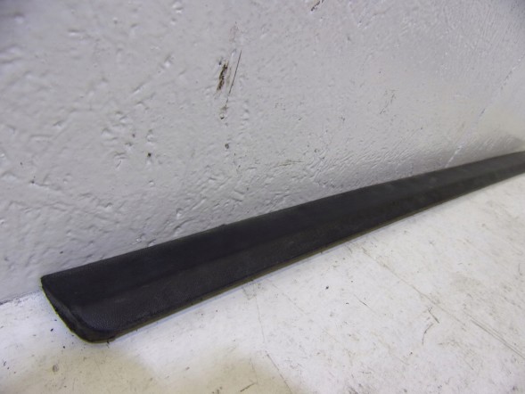 Volkswagen OE ДВЕРНА ПЛАНКА ПЕРЕДНЯ ЛІВА VOLKSWAGEN PASSAT B6 3C0854939