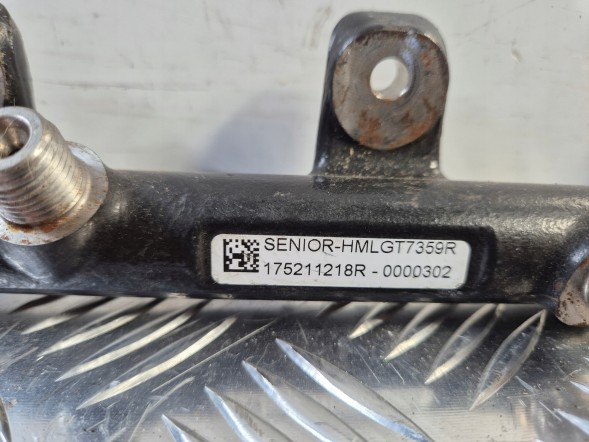 Renault OE mark-175211218R Планка інжекторна 175211218R Renault Master III IV 2.3