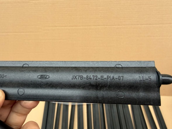 Ford OE JX7B-8472-E-PIA aa FORD FOCUS MK4 LIFT ЖАЛЮЗІ РЕШІТКИ РАДІАТОРА