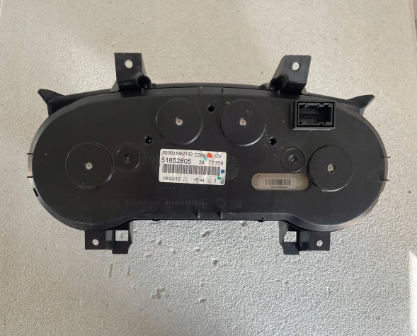 Fiat OE ЛІЧИЛЬНИК ГОДИННИКІВ FIAT PUNTO EVO 51852805