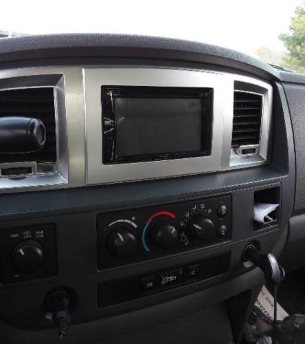 USA USA-956528B РАМКА РАДІО 2-DIN DODGE РАМ 1500 2500 3500 2006-2010