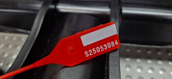Opel OE S25053084 Гачок БУКСИРНИЙ WESTFALIA 1631689180 Opel Corsa F Peugeot 208 II 2019-