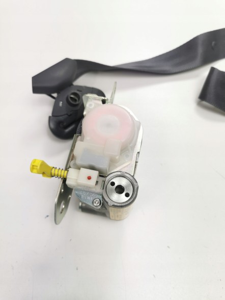 Toyota OE Ремінь безпеки лівий передній Toyota Starlet 1996- 3D OE 73220-10480-B1