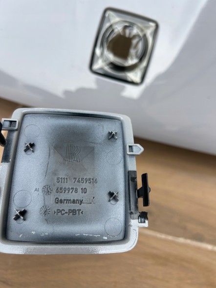 Rolls Royce OE 51117448908 51117468669 51117459516 Решітка бампера переднього, заглушка для Rolls Royce Cullinan 17-26