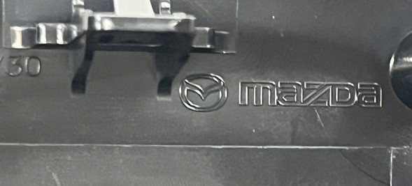 Mazda OE WBEURO/BCKB-51-730A BCKB51730A ЕМБЛЕМА ЗНАЧОК ЛОГОТИП НА РАДАР РЕШІТКУ MAZDA 3 CX30 CX-30 2019 - ОРИГІНАЛ