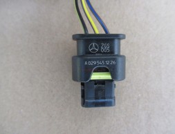 Mercedes-Benz OE MERCEDES ПЕРЕДНИЙ PDC A2475404617