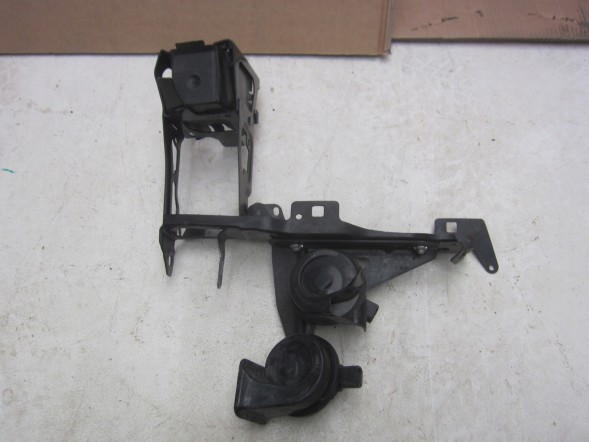BMW OE 51647245791 BMW F30 F31 WZMOCNIENIE POD LAMPE OKULAR LEWY 7308803 51647245791 7245791 BMW F30 F31 ПОСИЛЕННЯ ПІД ЛАМПИ ОКУЛЯР ЛІВИЙ 7308803 51647245791 7245791
