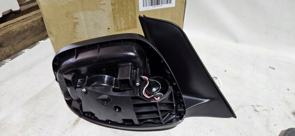 Suzuki OE 84701-80J70 Дзеркало праве Suzuki sx4 sx-4 5pin OE