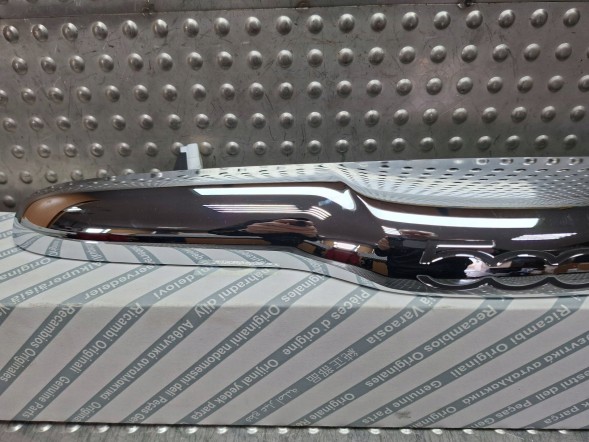 Fiat OE S26337861 ХРОМОВАНА НАКЛАДКА КЛАПАНА 0735516207 FIAT 500 2007-