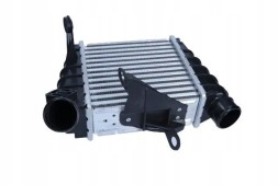 Maxgear AC688946 Охолоджувач повітря інтеркулер ac688946 maxgear