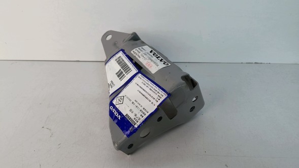 Volvo OE 80008908 MBAP13 Кронштейн посилення передньої балки лівий Volvo EX30 EX-30