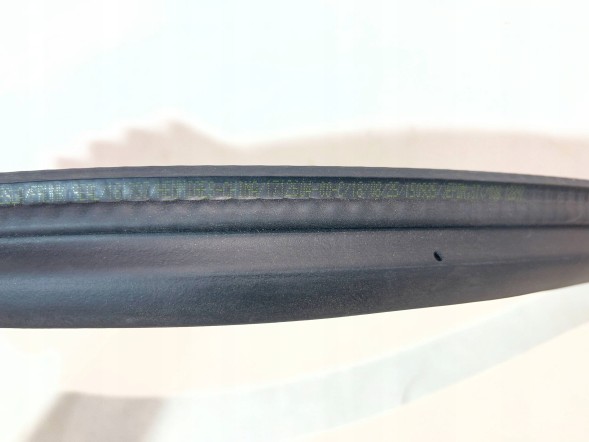 TESLA TECHNICS 171260400 pmi150921 Ущільнювач гумовий багажника задній Tesla 3 Highland 1712604-00