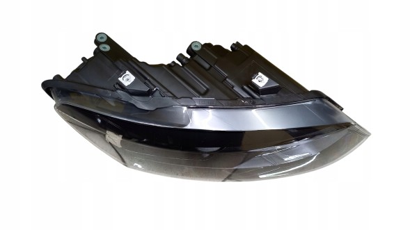 Hella 1EE 247 051-101 Лампа прожектор права hella h7 / h7 vw polo v 2014-