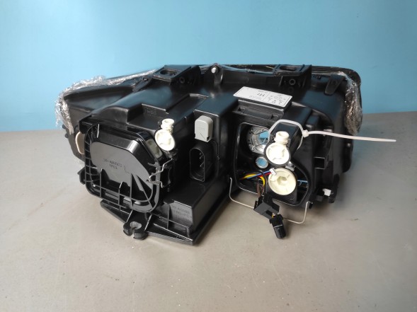 TYC 8E0941004 8E0941030C Лампа передня ліва audi a4 b6 h7+h7+py21w+w5w
