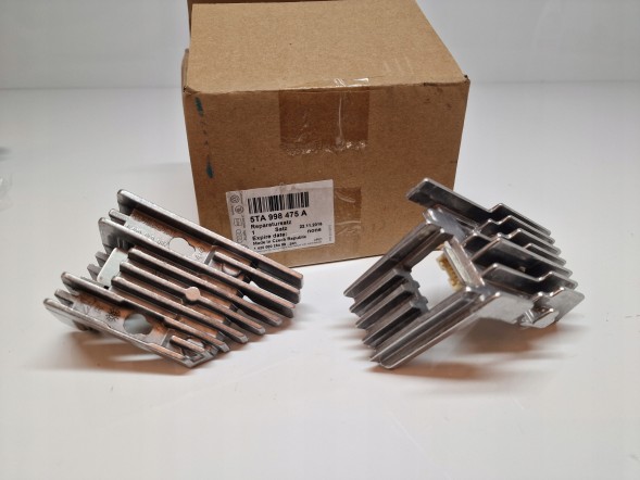 Volkswagen OE 5TA998475A, 5TA998475 VW TIGUAN КОМПЛЕКТ СВІТЛОДІОДНИХ ПЕРЕТВОРЮВАЧІВ КОНТРОЛЕР СВІТЛА ORG 5TA998475A