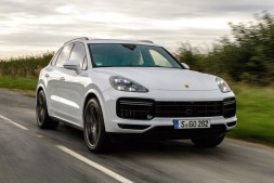 Porsche OE 95850428500 Накладка на передній бампер Porsche Cayenne