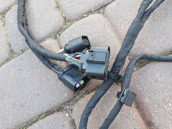 Skoda OE 5E39710ggggdf5595BS Установка променя PDC бампера SKODA 5E3971095BS