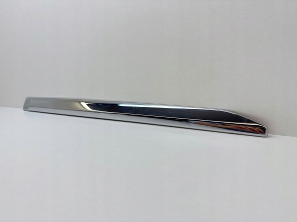 Suzuki OE MOBIPARTS-990E061M08CSM Оригінальна накладка передніх лівих дверей Suzuki SX4 S-Cross 990E0-61M08-CSM