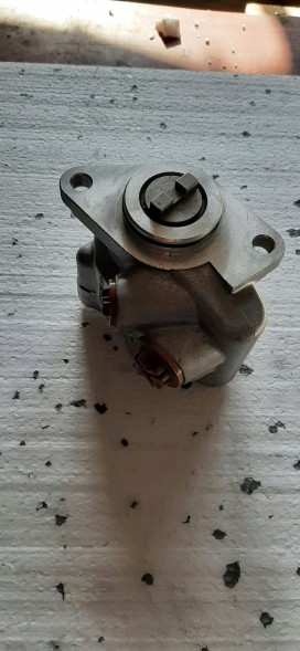 MAN OE 81471016241 Насос гідропідсилювача man tgx tgs tga 81471016241