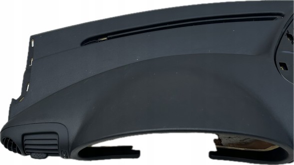 Mercedes-Benz OE DESKA KOKPIT 9E22 CZARNA PODUSZKA MERCEDES C W203 LIFT ORYGINAL 2036800187 238602905 ДОШКА КАБІНА 9Е22 ЧОРНА ПОДУШКА MERCEDES C W203 ЛІФТ 2036800187 238602905