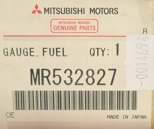 Mitsubishi OE MR532827 Датчик температури води та рівня палива Pajero