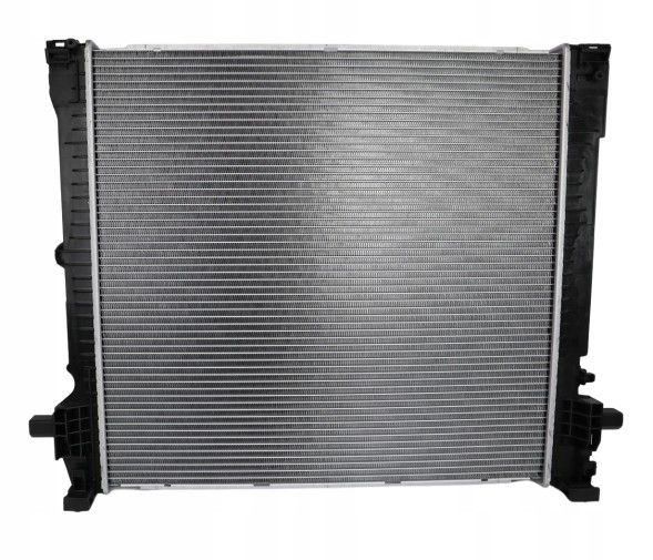 motoGRAPA 626582391 РАДІАТОР BMW X3 (G01) 2.0 T 2017 - 2025
