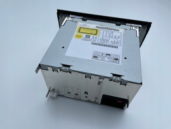 Audi OE 8E0057194E _auditeile_ Радіо Симфонія 2DIN AUDI А4 B6 B7 8E0057194E
