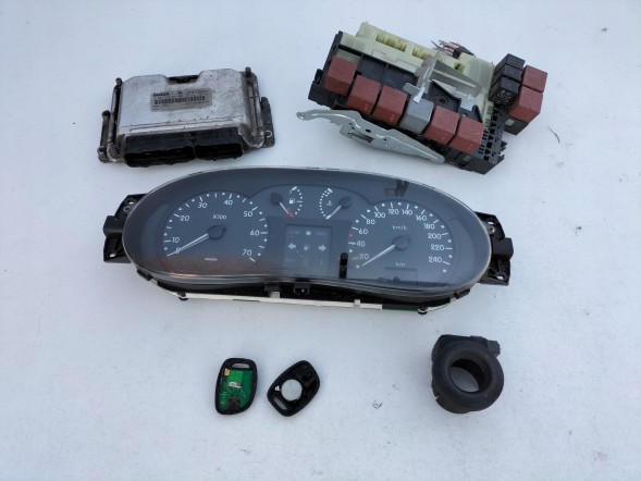 Renault OE dIESEL Renault 8200054429 0281010501 8200118521 8200049304 7700415565 Clio II комп'ютер стартовий комплект пульт контролер двигуна лічильник 1.9 DTI