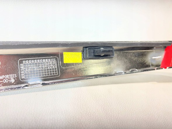 Tesla 103536900D ХРОМОВАНА НАКЛАДКА НА КРИШКУ БАГАЖНИКА TESLA MODEL X 1035369-00-D